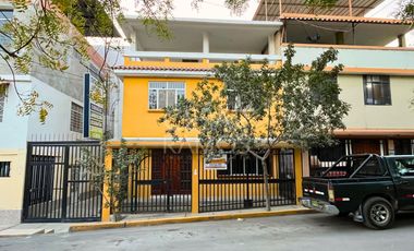 VENDO HERMOSA CASA DE OCASIÓN EN SULLANA, AL COSTADO DEL COLEGIO STA ROSA