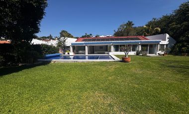 Espectacular casa privada en Colinas de Santa Fe, al Sur de Cuernavaca
