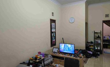 DIJUAL RUMAH SIAP HUNI – LOKASI STRATEGIS - BEBAS BANJIR & AKSES MUDAH