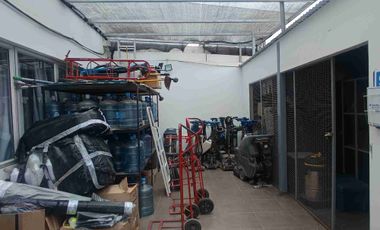 Casa comercial Av. Argentina