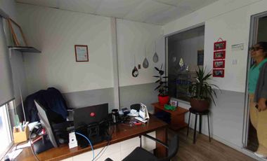 Casa comercial Av. Argentina