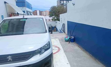 Casa comercial Av. Argentina