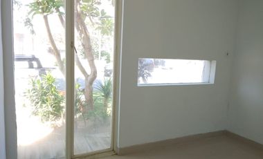 Rumah Long beach Pakuwon city Surabaya