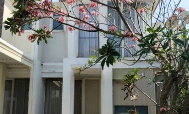 Rumah Long beach Pakuwon city Surabaya