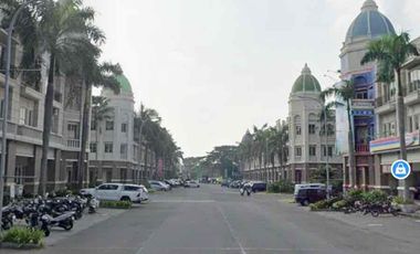 Ruko 3 Lantai gandeng 3 Strategis ex Swalayan Di Karawang