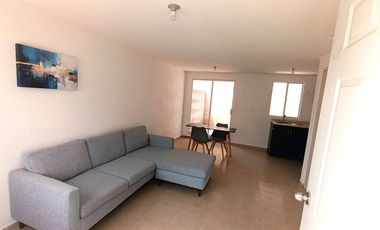 Casa Semiamueblada en Renta en Fraccionamiento Real Navarra, con vigilancia 24 hrs.