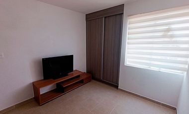 Casa Semiamueblada en Renta en Fraccionamiento Real Navarra, con vigilancia 24 hrs.