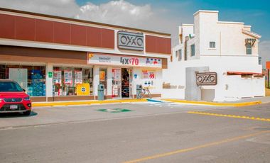 Casa Semiamueblada en Renta en Fraccionamiento Real Navarra, con vigilancia 24 hrs.