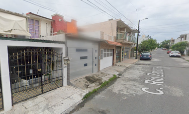 25!!Excelente Oportunidad De Invertir!!C. Río Zanapa 480 , Lomas de Río Medio III, Veracruz