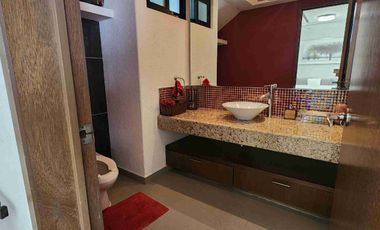 casa en renta Zona Esmeralda