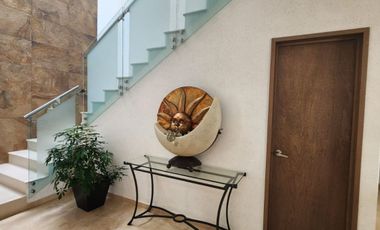 CASA EN VENTA, EN BOSQUE ESMERALDA