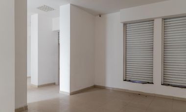 Local comercial en Venta, ideal para cafetería, restaurante, hotel  etc.