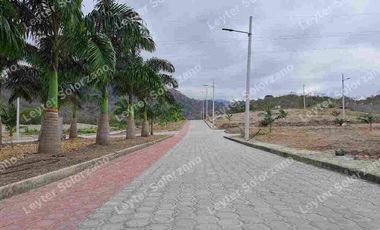 VENDO CASA Urbanización: HOUSE BEACH Pedernales Manabí