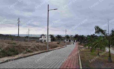 VENDO CASA Urbanización: HOUSE BEACH Pedernales Manabí