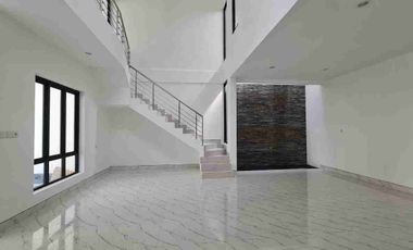 Dijual Atau Disewakan Rumah Modern Minimalis Sudah Renovasi di Segitiga Permata Residen Pedungan