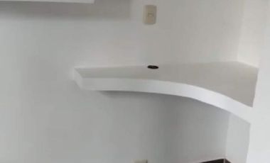 Rento habitación amueblada para estudiantes, con servicios incluidos en fraccionamiento privado enfrente del  Tec. De Monterrey. Solo varones.  $5000