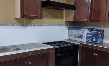 Rento habitación amueblada para estudiantes, con servicios incluidos en fraccionamiento privado enfrente del  Tec. De Monterrey. Solo varones.  $5000