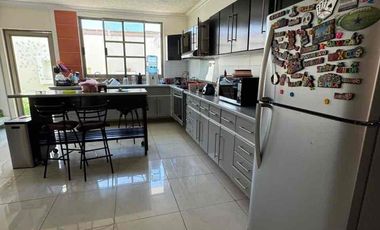 CASA EN VENTA -  Arboledas - 1ra Secc. - $3,950,000