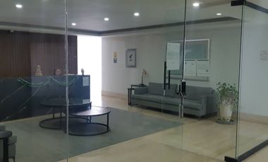 Renta Oficina nueva en Plaza La Reserva en El Campanario