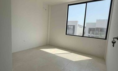 CASA EN ALQUILER EN LA JOYA