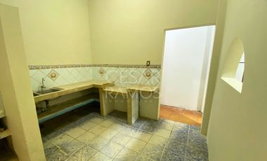 VENDO LOCAL COMERCIAL EN SULLANA AVENIDA SANTA CRUZ