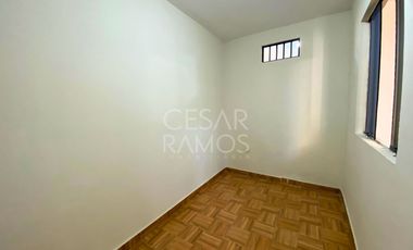 VENDO LOCAL COMERCIAL EN SULLANA AVENIDA SANTA CRUZ