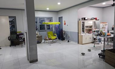 Dijual Rumah Mewah Hoek Di Cengkareng - Parkir Luas, Harga Nego Sampai Deal