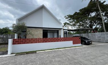 Rumah Siap Bangun Desain Custom Lokasi Strategis Area Dekat Stadion Maguwoharjo Sleman