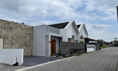 Rumah Siap Bangun Desain Custom Lokasi Strategis Area Dekat Stadion Maguwoharjo Sleman