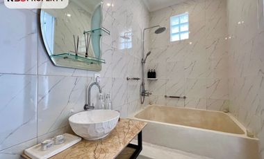 FOR SALE ELEGANT VILLA GREAT LOCATION WITH SWIMMING POOL AT CANGGU