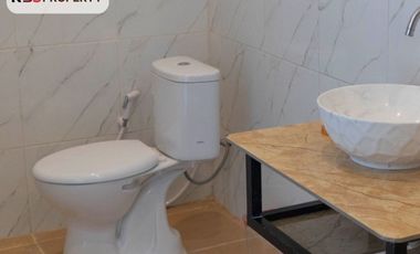 FOR SALE ELEGANT VILLA GREAT LOCATION WITH SWIMMING POOL AT CANGGU