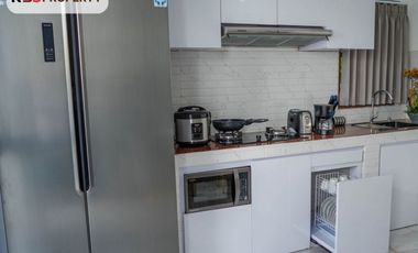 FOR SALE ELEGANT VILLA GREAT LOCATION WITH SWIMMING POOL AT CANGGU