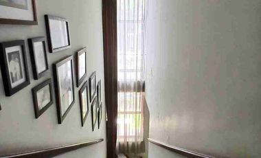 Dijual Rumah Bagus Siap Huni di Emerald Bintaro