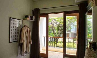 Dijual Rumah Bagus Siap Huni di Emerald Bintaro