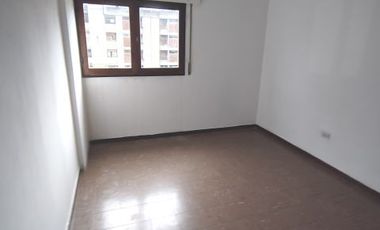 ALQUILER DE DEPARTAMENTOS EN SALTA. BARRIO CASINO. 3 DORMIORIOS, 3 BALCONES.