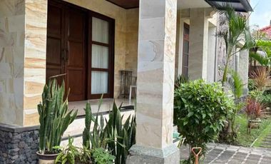 Di Jual Rumah mewah Semi Villa di Taman Mumbul, Nusa Dua benoa kuta selatan Bali