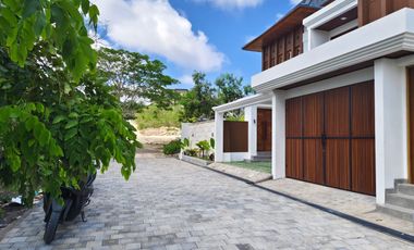 Di Jual Rumah mewah Semi Villa di Taman Mumbul, Nusa Dua benoa kuta selatan Bali