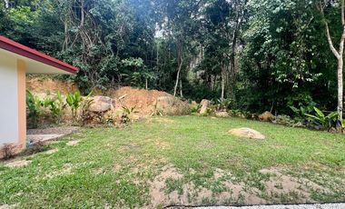 4-Bedroom, 3-Bathroom House with Swimming Pool and Stunning Mountain Views – For Sale & Rent