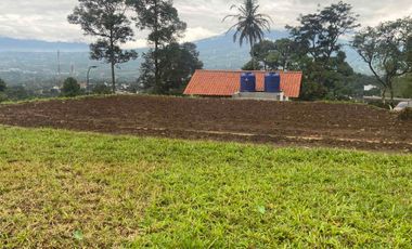 Tanah Full View Dijual di  Desa Cijeruk