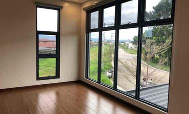 4 Bedroom House and Lot for Sale or Rent in Angeles City, Pampanga