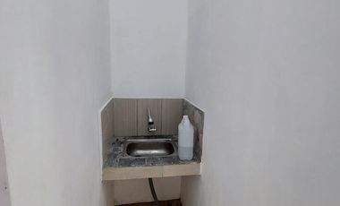 Disewakan Sewa Rumah Mutiara Gading City dekat Harapan Indah dan Summarecon Gading Crown 3 Kamar Tidur Harga Murah