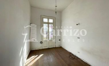Bodega - Galpón con 309 m2 en venta en Balvanera