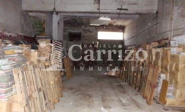 Bodega - Galpón con 309 m2 en venta en Balvanera