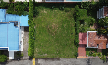 Lote en condominio en la vereda vanguardia