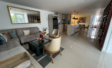 casa con amplio potencial comercial en el Buque