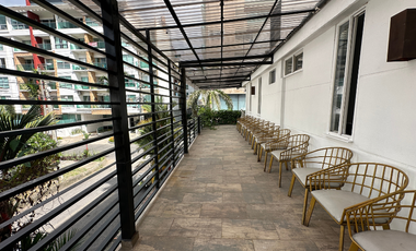 casa con amplio potencial comercial en el Buque