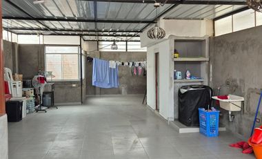 VENTA DE CASA MULTIFUNCIONAL 3 PISOS + AZOTEA EN CALLAO