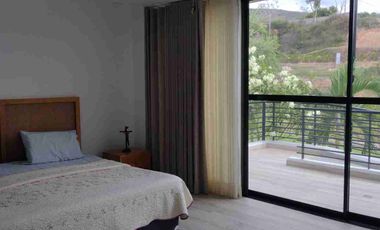 VENDO CASA RUITOQUE BAJO EXCELENTE CONJUNTO CERRADO AREA 880 METROS