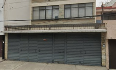 VENTA DE HERMOSA Y AMPLIA CASA EN COL DEL VALLE, CALLE MARTÍN MENDALDE, CDMX