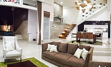 FOR SALE MODERN TROPIS VILLA WITH BEAUTY SWIMMING POOL AT KUTA